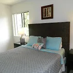 Sunshine Suites At Mid-City